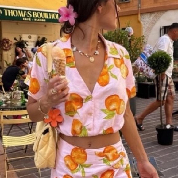 Zara Tops - NWOT Zara Pink Orange Print Crop Top Blouse